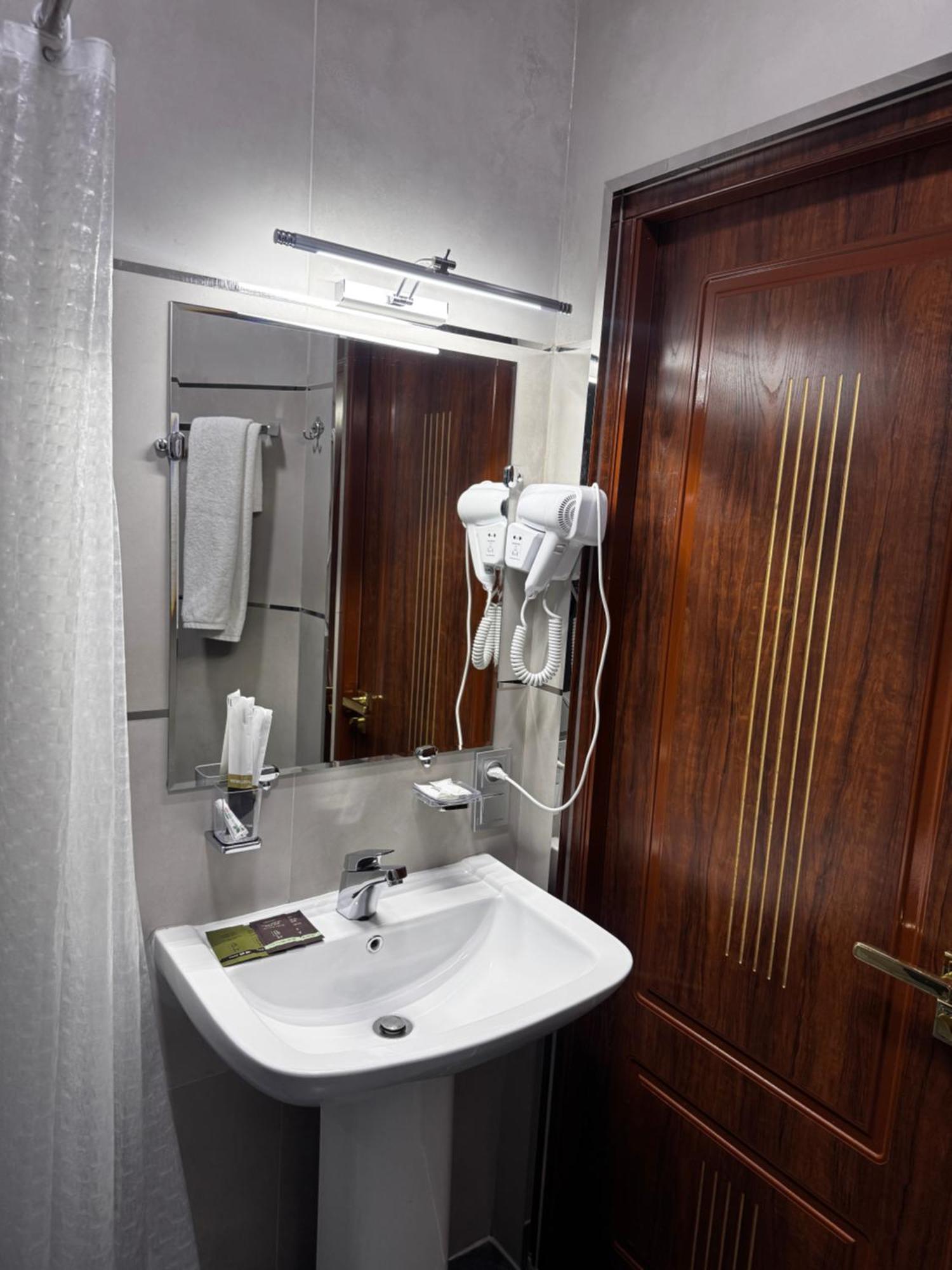 Salomat Guest House Samarkand Exterior foto
